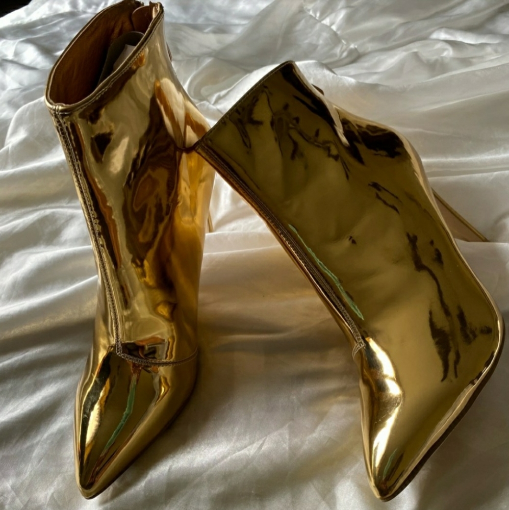 Cape Robbin Gold Women's Ankle Heel Bootie  NEW